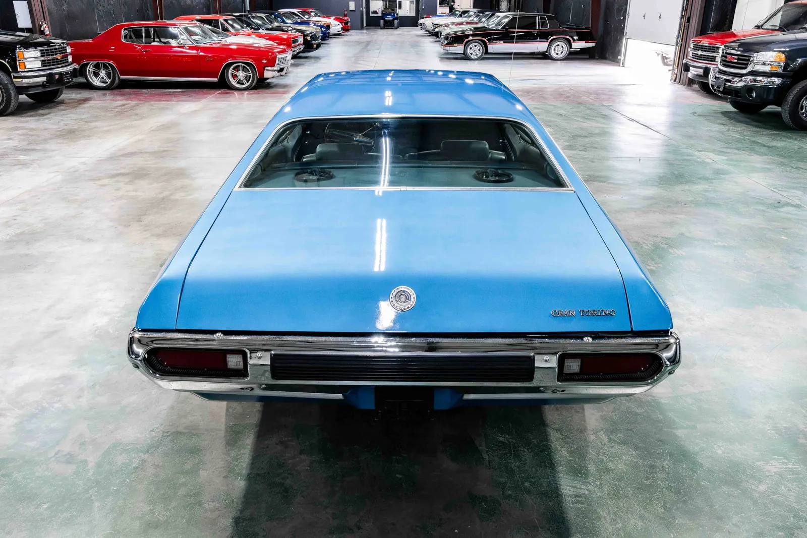1973-Ford-Torino-Blue Glow Poly-331388-36.jpg